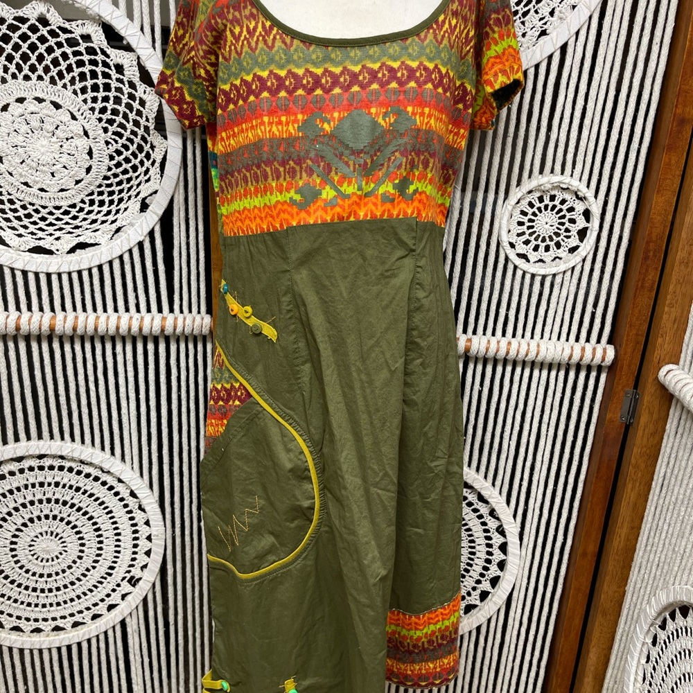 Coline Funky fall embroidered knit dress girls medium